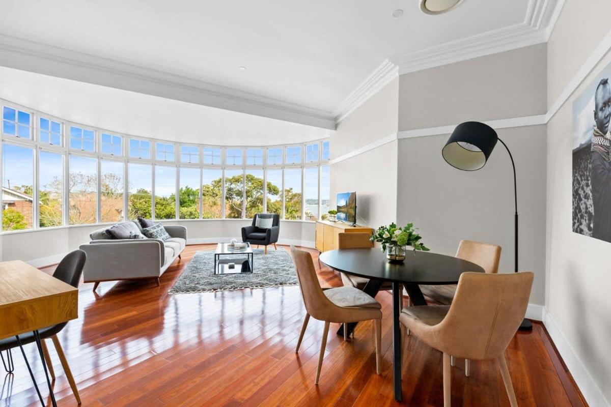 Huge Harbour View Apartment In Historic Home Sídney Exterior foto