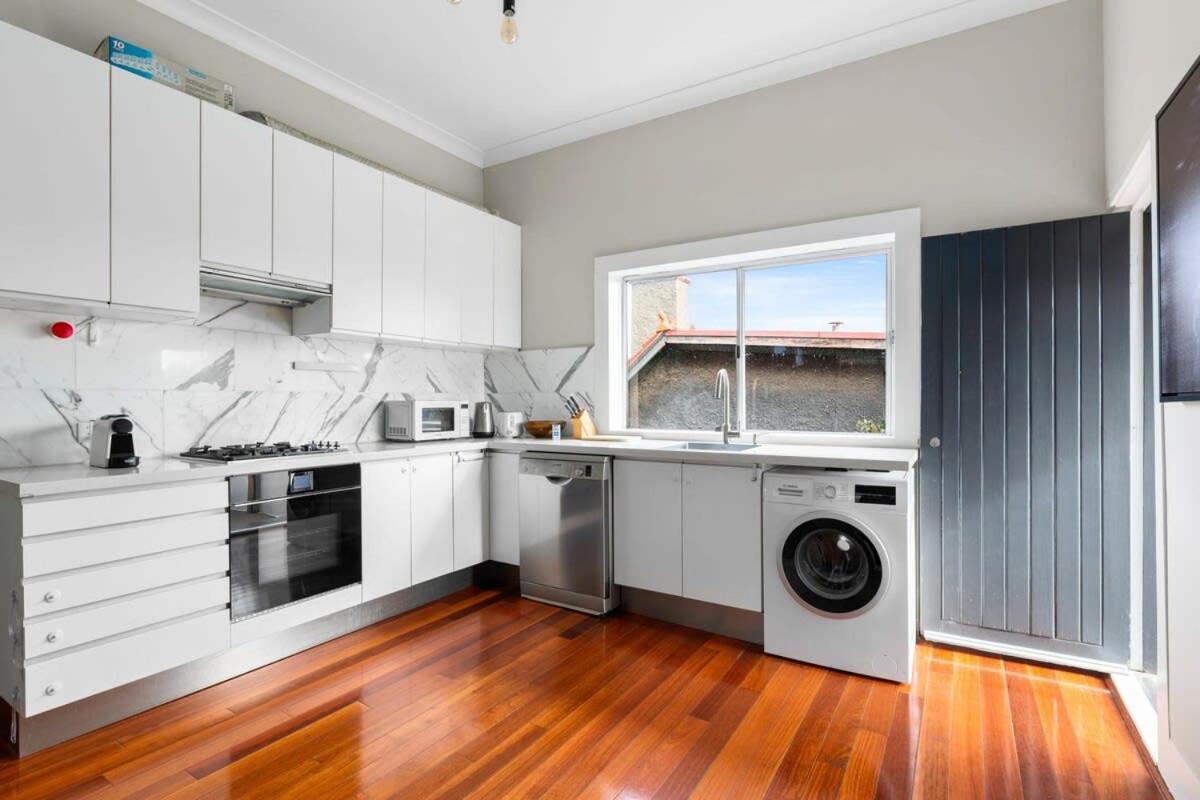 Huge Harbour View Apartment In Historic Home Sídney Exterior foto